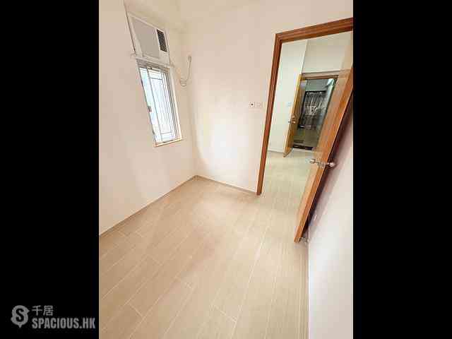 Shau Kei Wan - Shaukiwan Centre Block 2 (Block B) 04