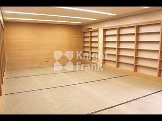 Shouson Hill - Yue Hing Court 06