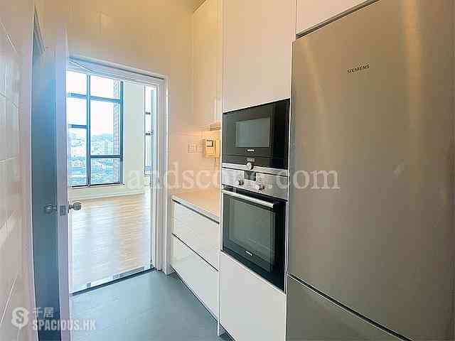 Repulse Bay - Helene Tower 11