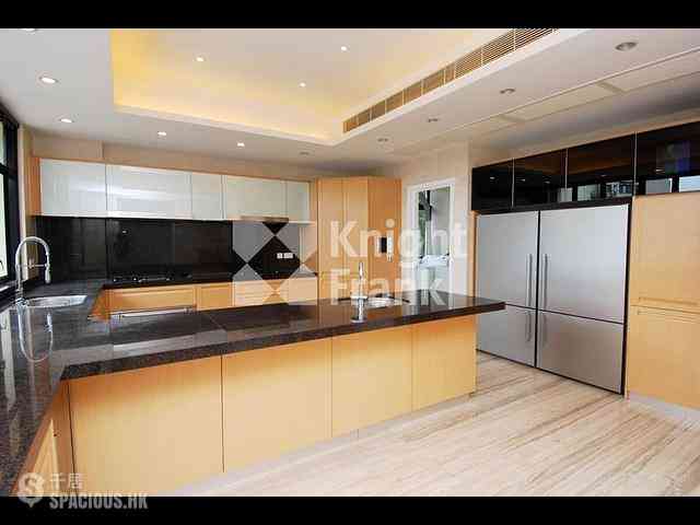 The Peak - 21, Coombe Road 09