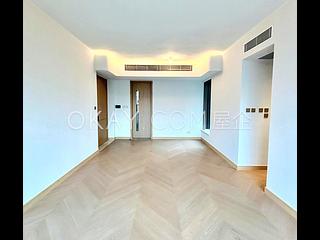 Mid Levels Central - 22A, Kennedy Road 02