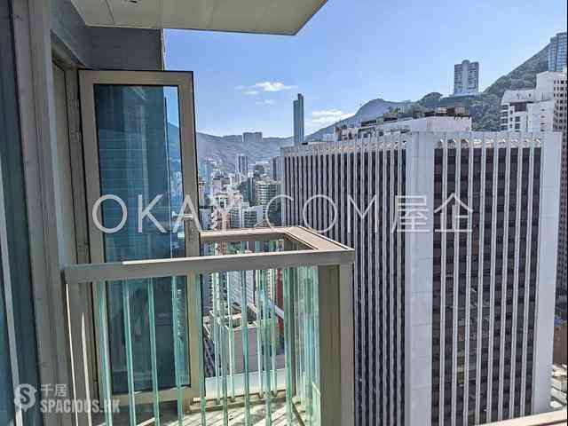 Wan Chai - The Avenue Phase 2 07