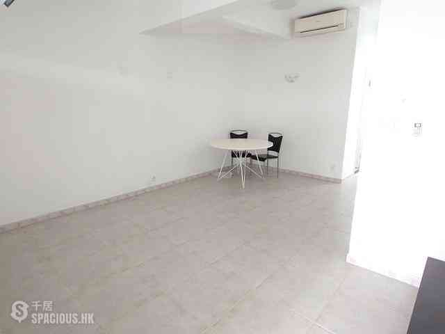 Tai Hang - 11, Wun Sha Street 01