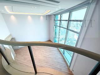 Stubbs Road - The Summit 10