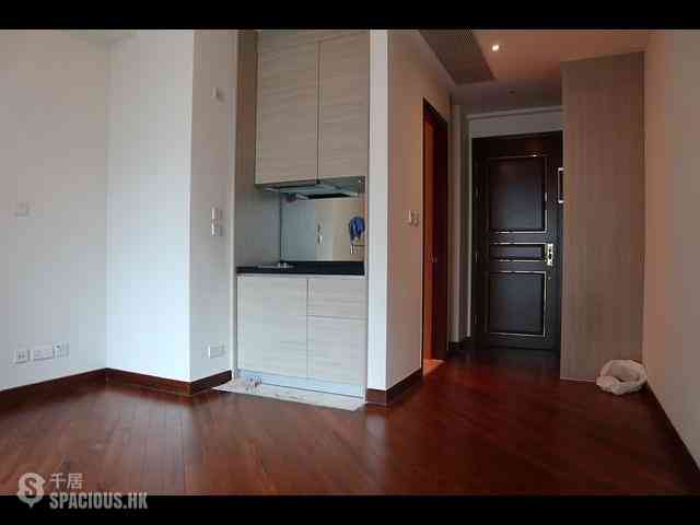 Wan Chai - The Avenue Phase 2 02