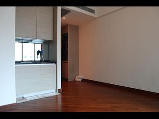 Wan Chai - The Avenue Phase 2 03