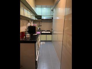 Fortress Hill - Yuet Ming Building 04
