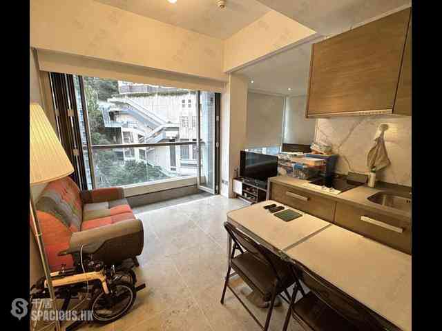 Shek Tong Tsui - Eight South Lane 05
