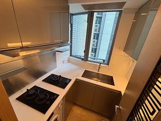 Ap Lei Chau - Larvotto Block 9 04