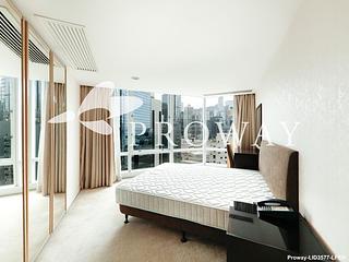 Wan Chai - Convention Plaza Apartments 07