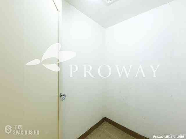 Wan Chai - Convention Plaza Apartments 10