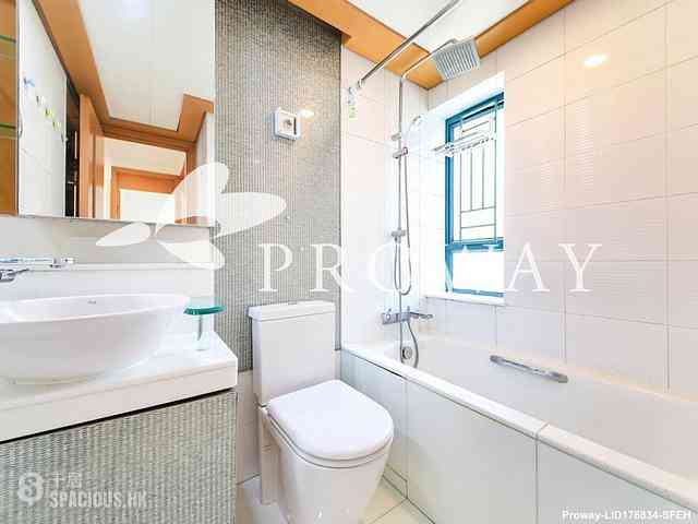 Tai Kok Tsui - The Long Beach Tower 8 08