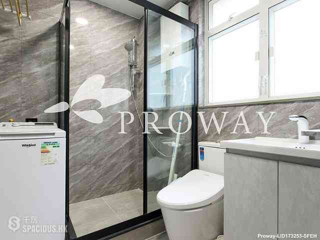 Causeway Bay - Yee Hing Building 12