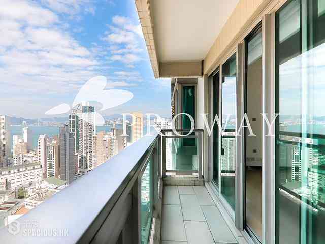 Sai Ying Pun - Centre Place 01