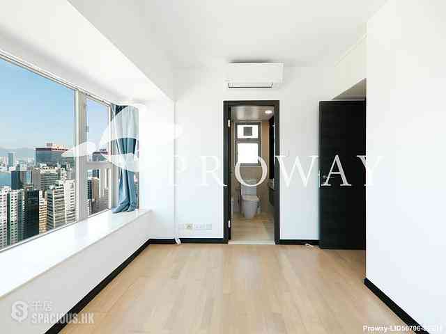 Sai Ying Pun - Centre Place 06