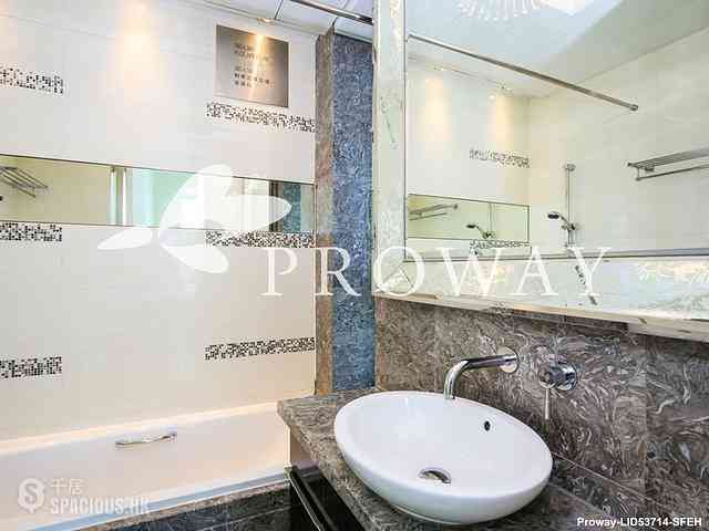 Quarry Bay - Casa 880 07