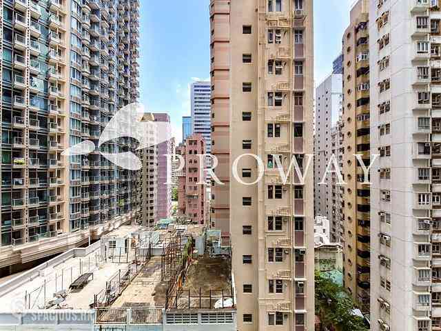 Wan Chai - The Avenue 02