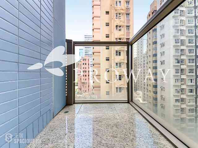 Wan Chai - The Avenue 03