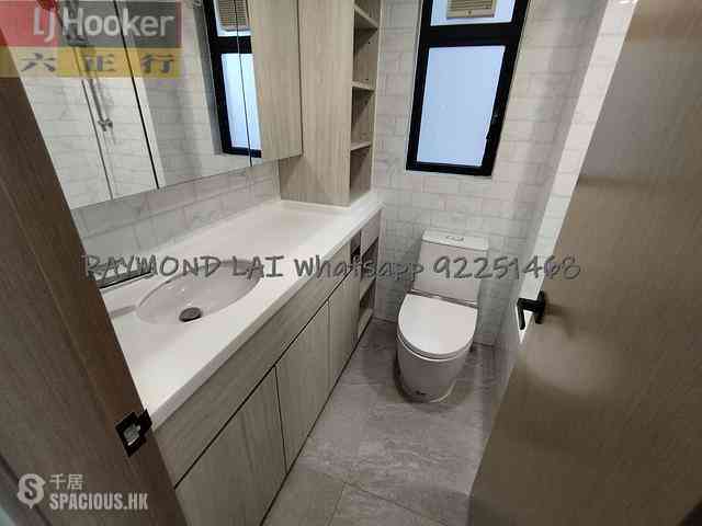 Mid Levels Central - 62B, Robinson Road 06