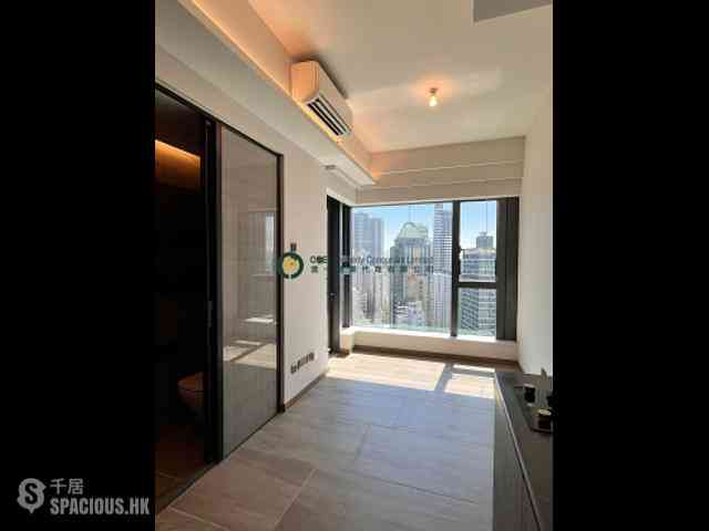 Sai Ying Pun - One・Artlane 01
