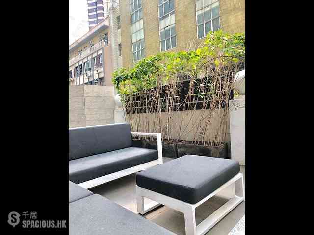 Mid Levels Central - Windsor Court 08