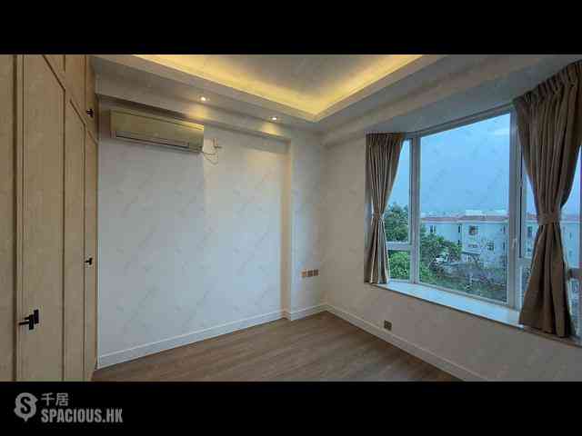 Chung Hom Kok - Hillgrove Block A 06
