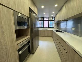 Mid Levels Central - Clovelly Court Block 1 06