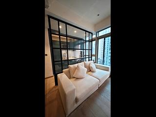 Wan Chai - The Avenue 02