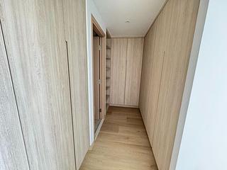 Mid Levels Central - Clovelly Court Block 1 09