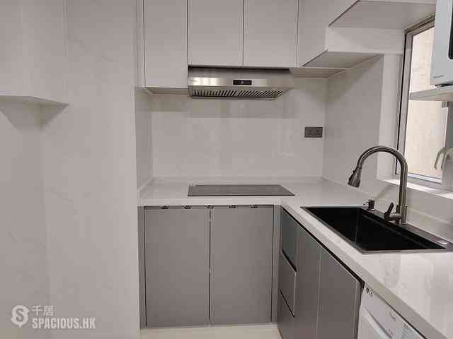 Wan Chai - Phoenix Court 04