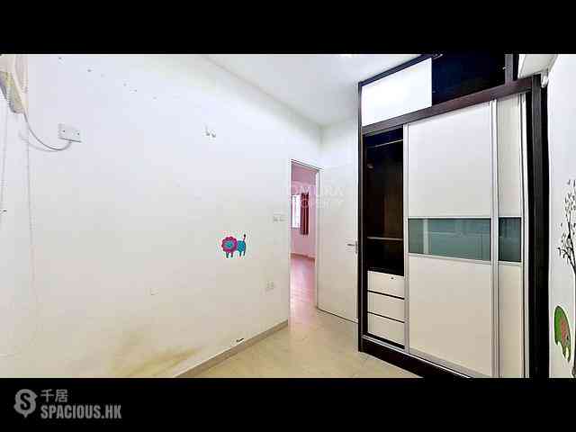 Sai Ying Pun - 81-85, High Street 09