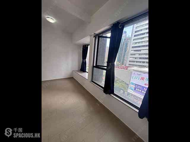 Wan Chai - 112, Johnston Road 02