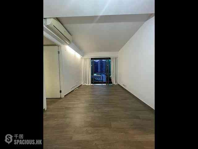 Tseung Kwan O - The Grandiose Block 1 03
