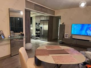 Mid Levels West - 80 Robinson Road 04