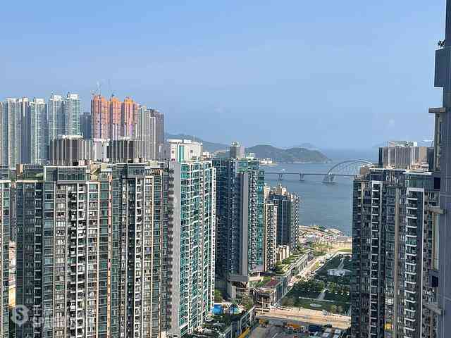 Tseung Kwan O - The Wings The Wings 02
