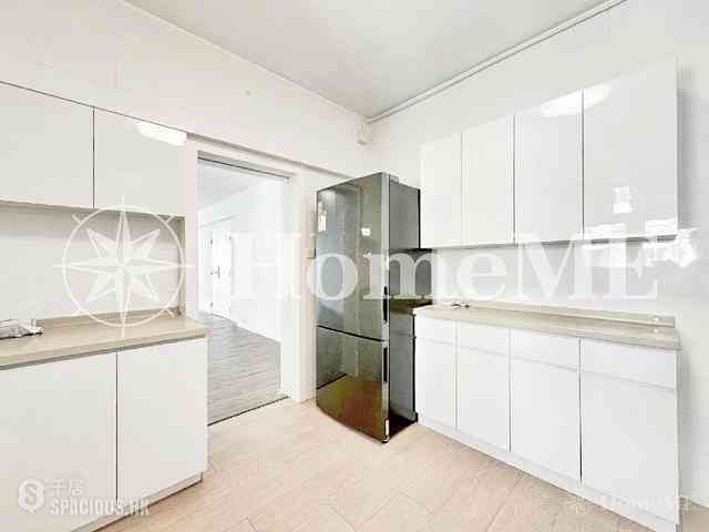 Mid Levels Central - Pearl Gardens 08