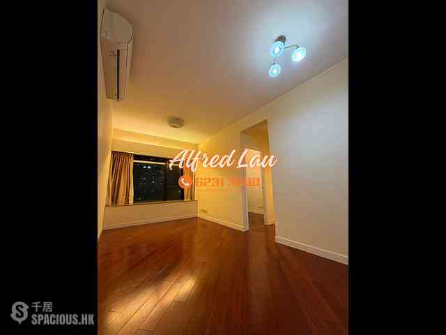 West Kowloon - The Arch Moon Tower (Block 2A) 02