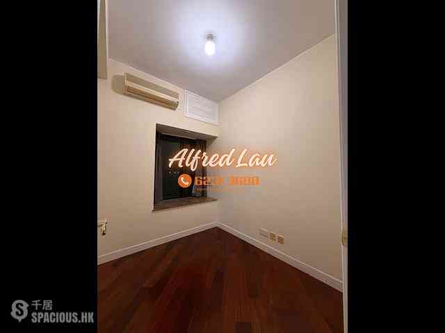 West Kowloon - The Arch Moon Tower (Block 2A) 06