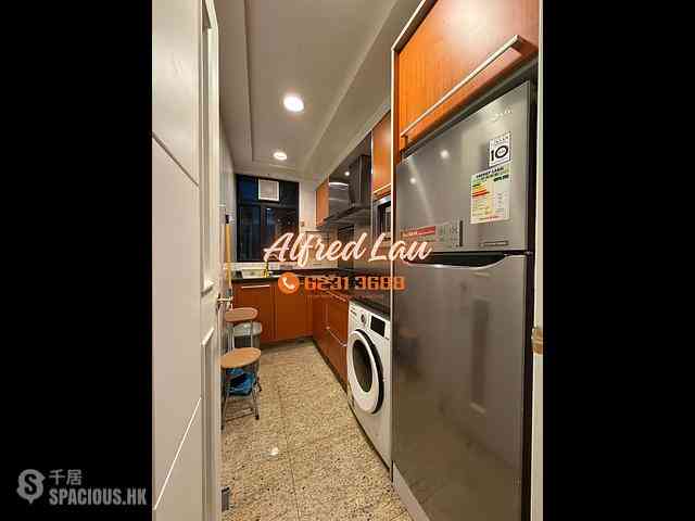 West Kowloon - The Arch Moon Tower (Block 2A) 08