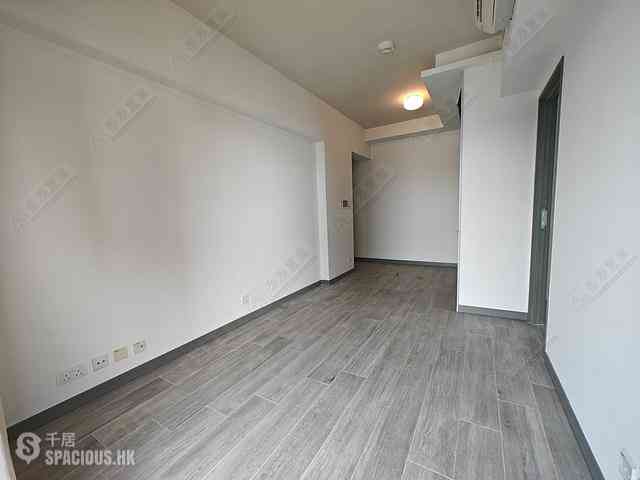 Shau Kei Wan - Le Riviera 01