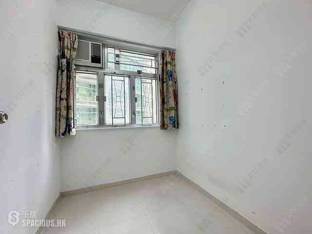 Wan Chai - Newman House 03
