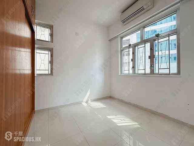 Wan Chai - Newman House 02