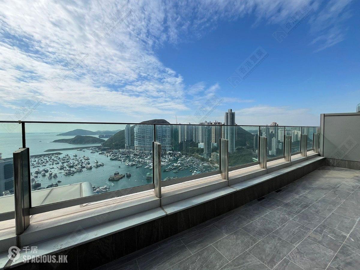 Wong Chuk Hang - Marinella Block 2 01