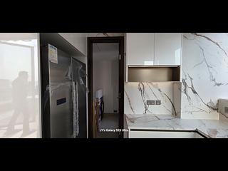 Sai Ying Pun - The Summa Block 1 03