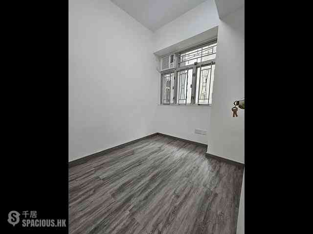 Wan Chai - Gold Jade Mansion 04