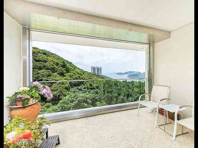 Repulse Bay - Sea Cliff Mansions 02