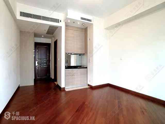 Wan Chai - The Avenue Phase 2 Block 2 02