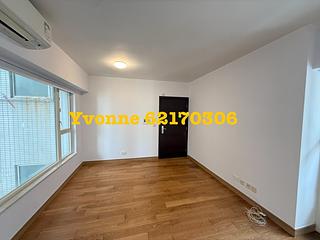 Soho - Centrestage 06