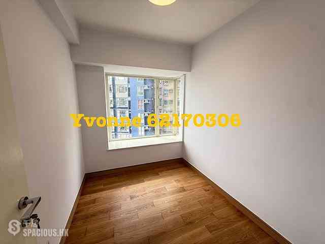 Soho - Centrestage 09
