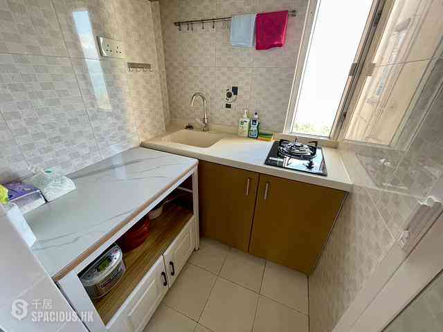 Kennedy Town - Nan Hai Mansion 02